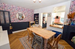 Dining Room- click for photo gallery